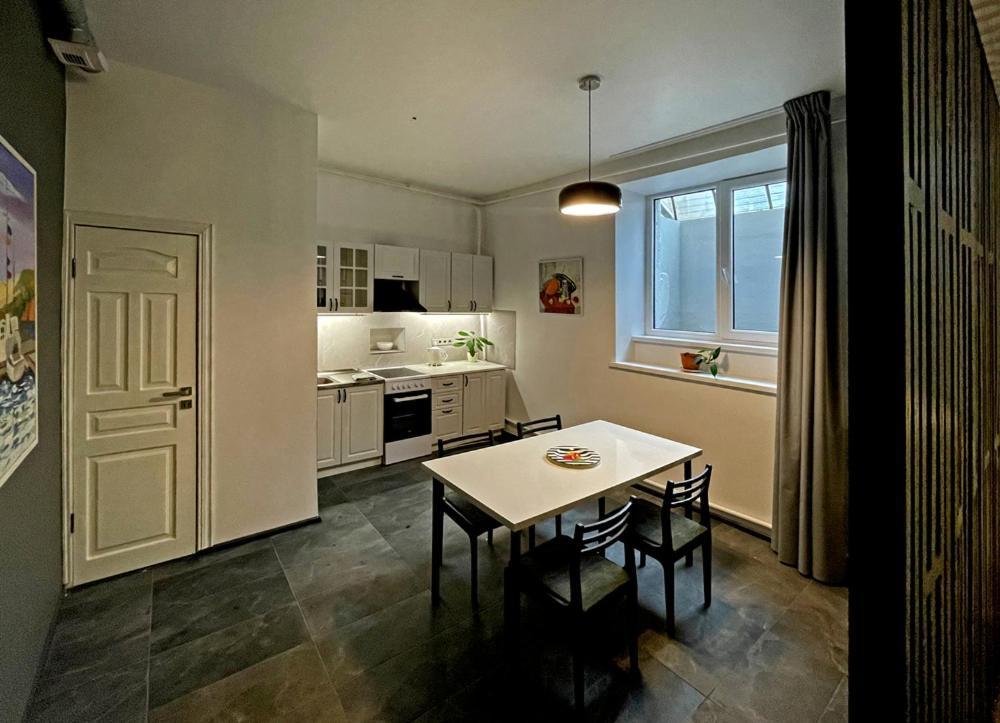 Artist Apartment วิลนีอุส ภายนอก รูปภาพ